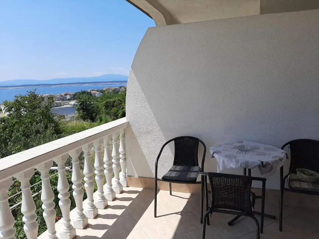 GROZDANA Apartments with terrace and sea view