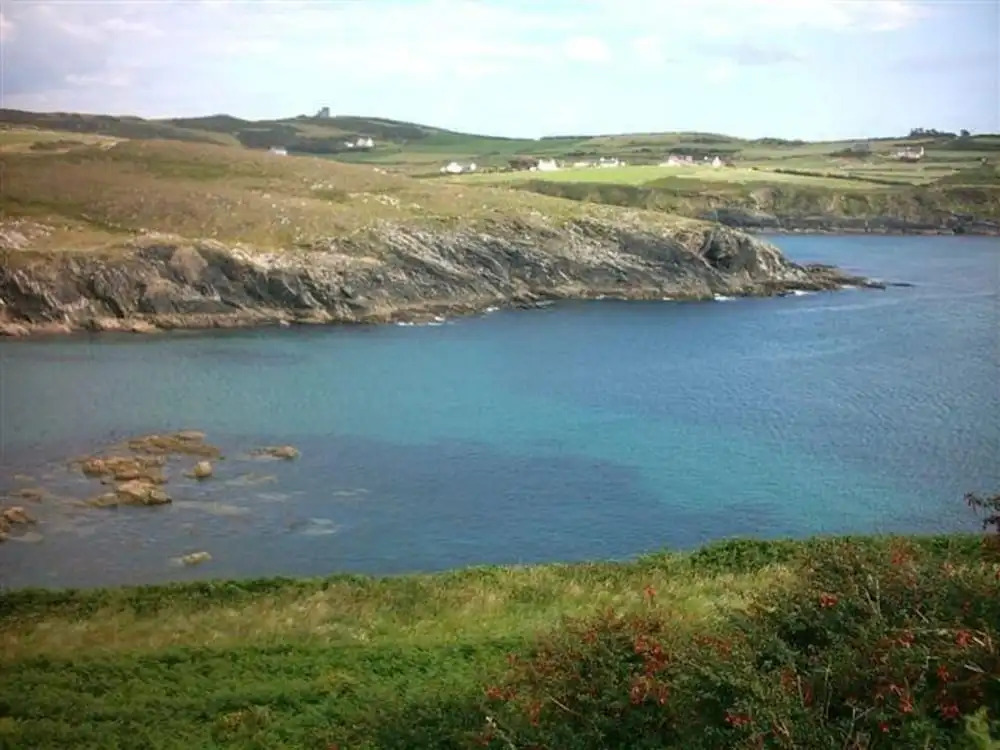 Lovely Sea View Apartment in Rineen - 4 Guests