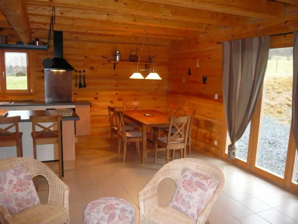 Chalet Anould, 4 Pièces, 6 Personnes - Fr-1-589-49