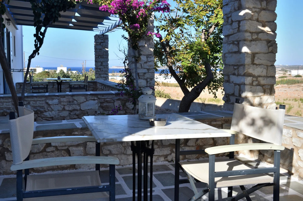 Kalypso Studios & Apartments