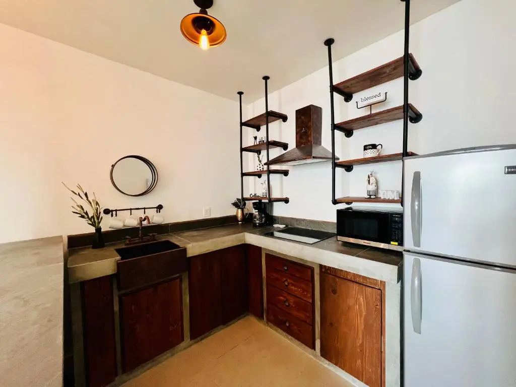 Industrial stylish 3-br. apartment & city views in front of Parque Fundidora & Arena Mty