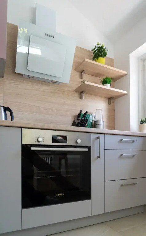 Cool Attic apt w Gallery, in the Heart of Split