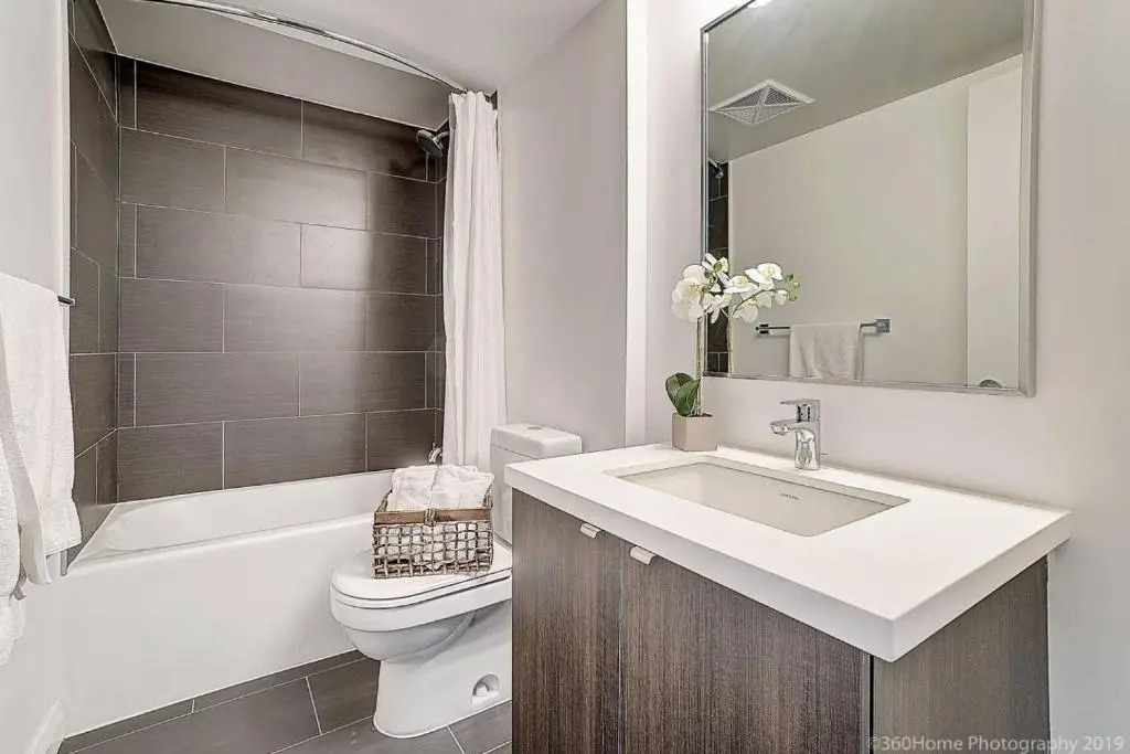 Instant Suites - Stunning Designer Studio in Yorkville