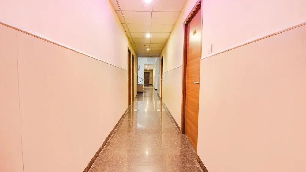 FabHotel MRV Inn