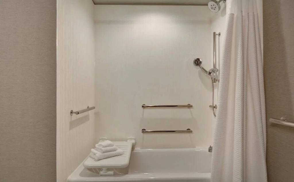 Courtyard by Marriott Jackson Madison