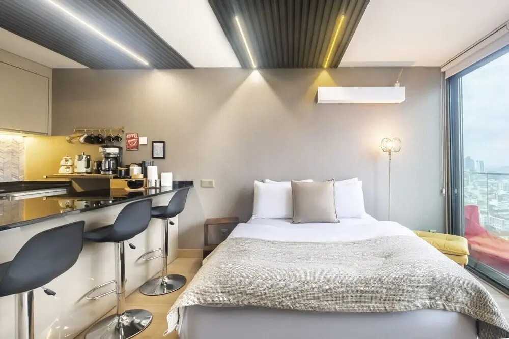 Modern Studio Residence Flat in Kartal