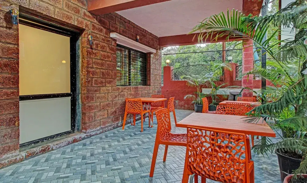 Treebo Trend Hotel Green Woods