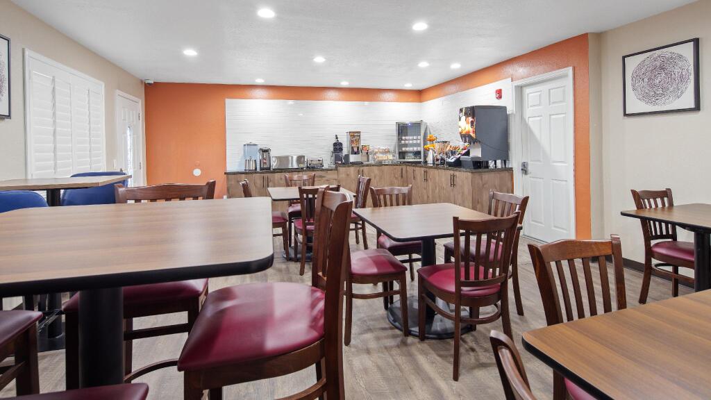 Quality Inn & Suites Hesperia-Victorville