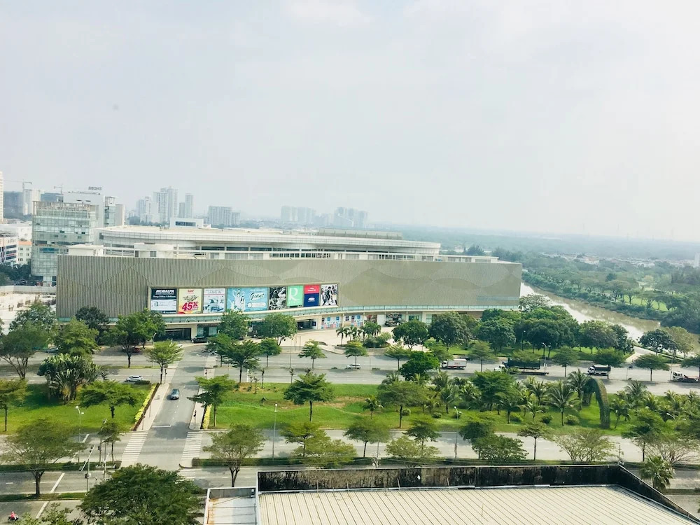 La Rose Great view 14th 2 Br. Apartment