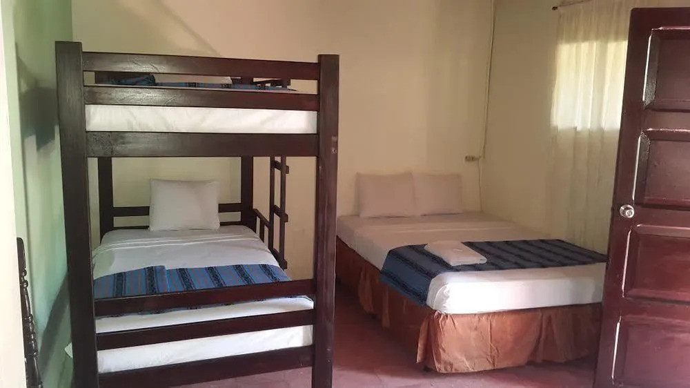 Hotel Mango Inn