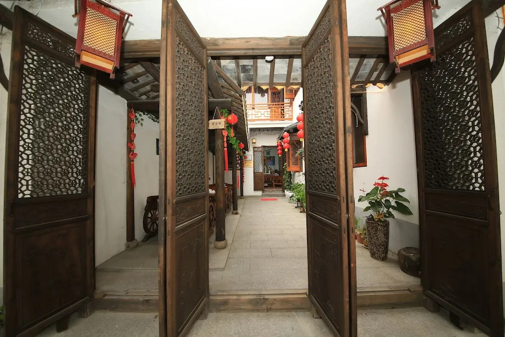 Zhouzhuang Courtyard 99 Hostel