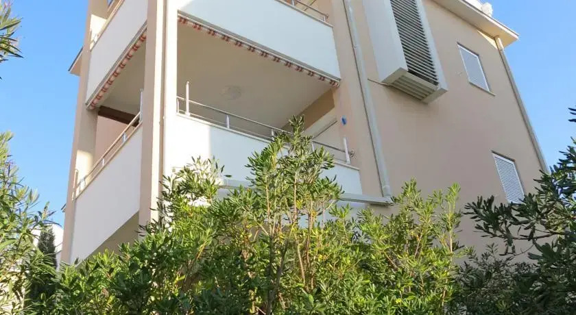 Apartments Ville Sunca V2