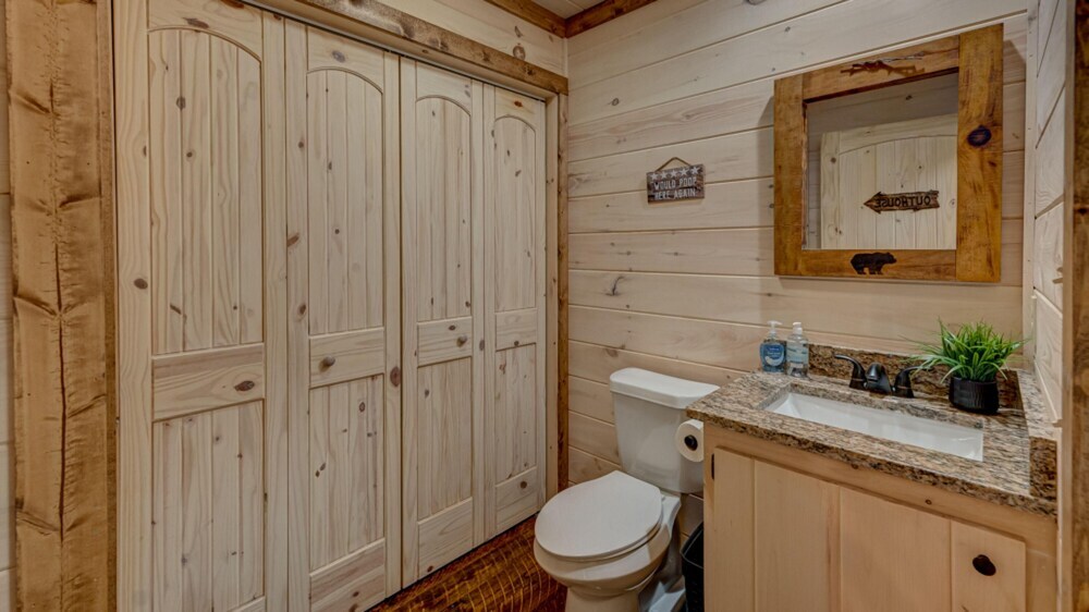 A Cozy Corner Cabin by Escape to Blue Ridge