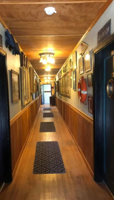 Anchor Inn Resort