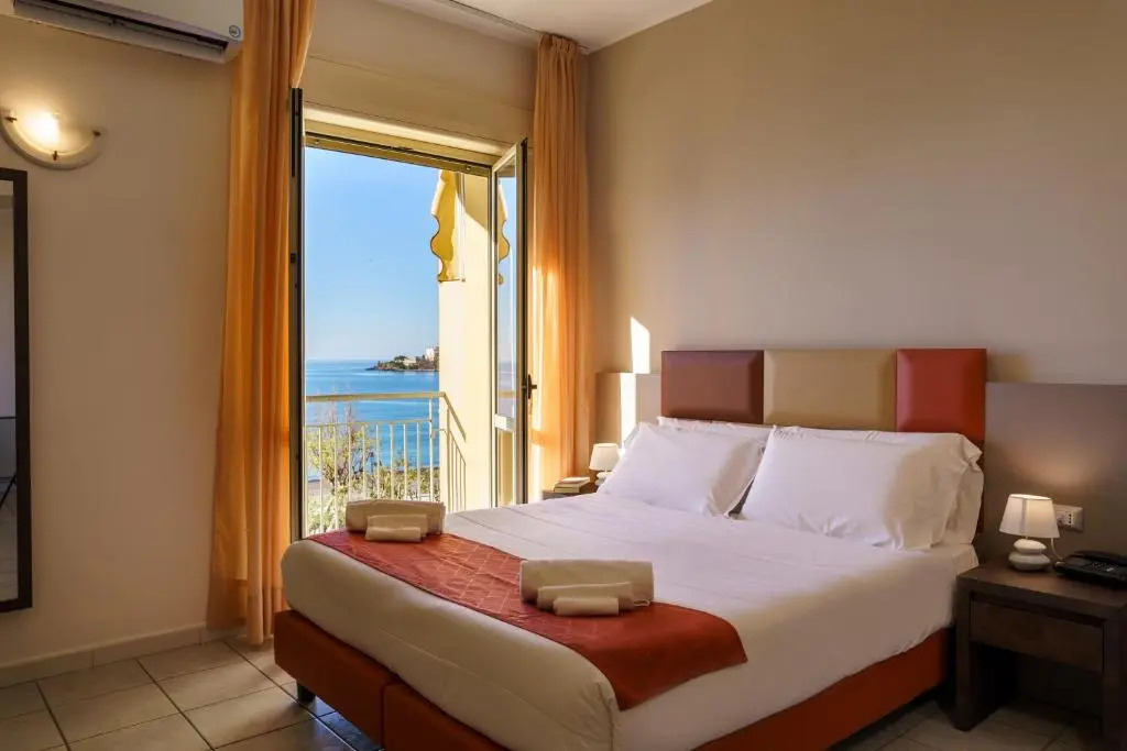 Hotel Tirreno