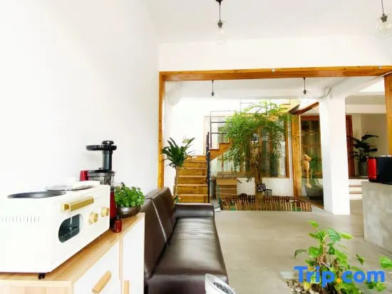 Yiyun Boutique Inn (Tongli Juepin Design)