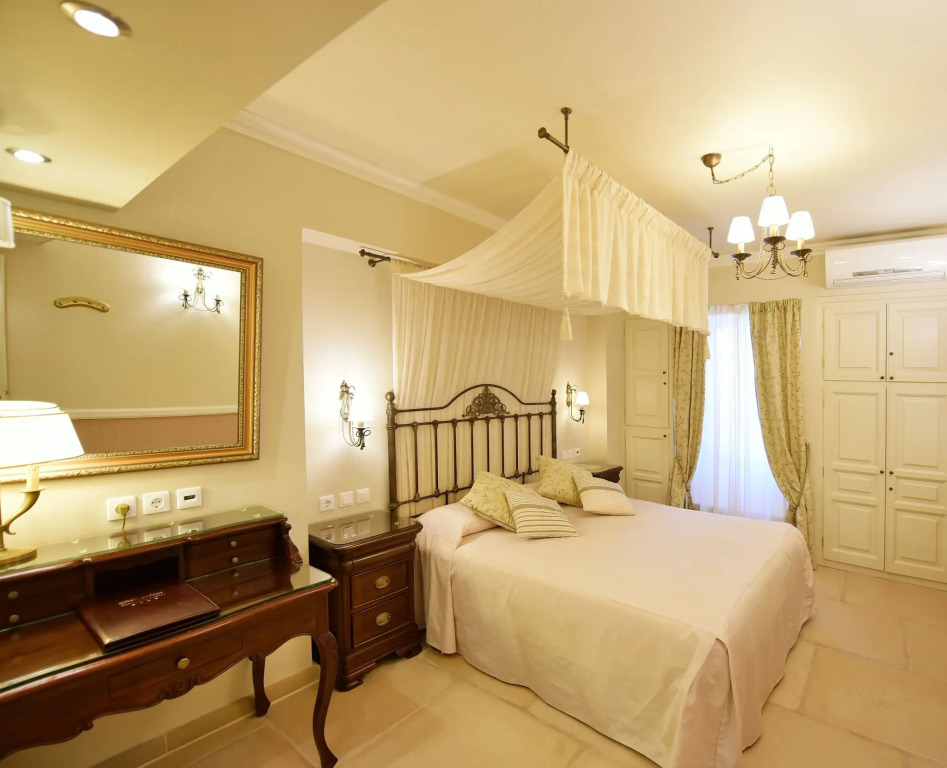 Angelica Traditional Boutique Hotel