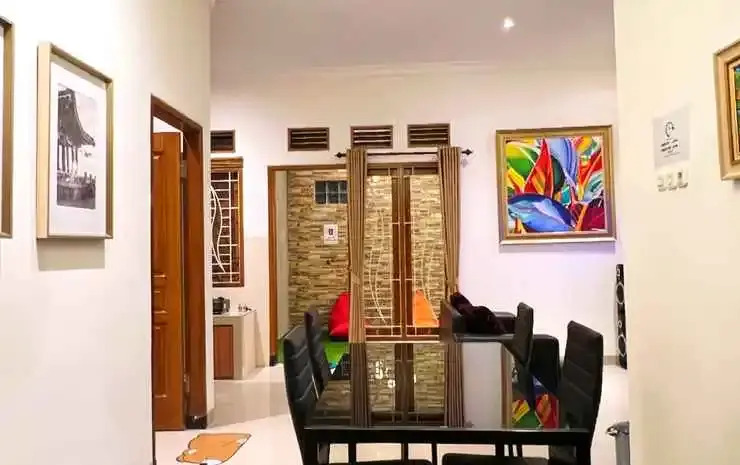 3BR Family Villa near Museum Angkut in Batu City at Villa Kusuma Estate 42