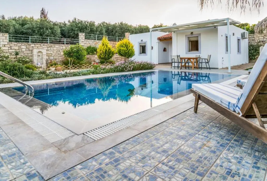 Zeuss Daughtes Villas