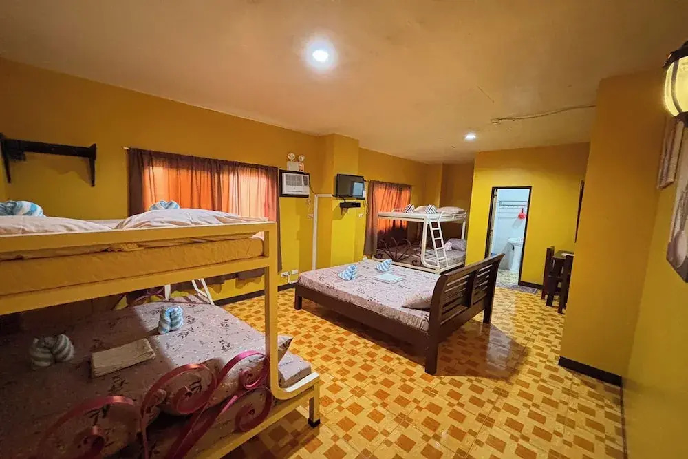 Sea Urchin Hotel near Hundred Islands