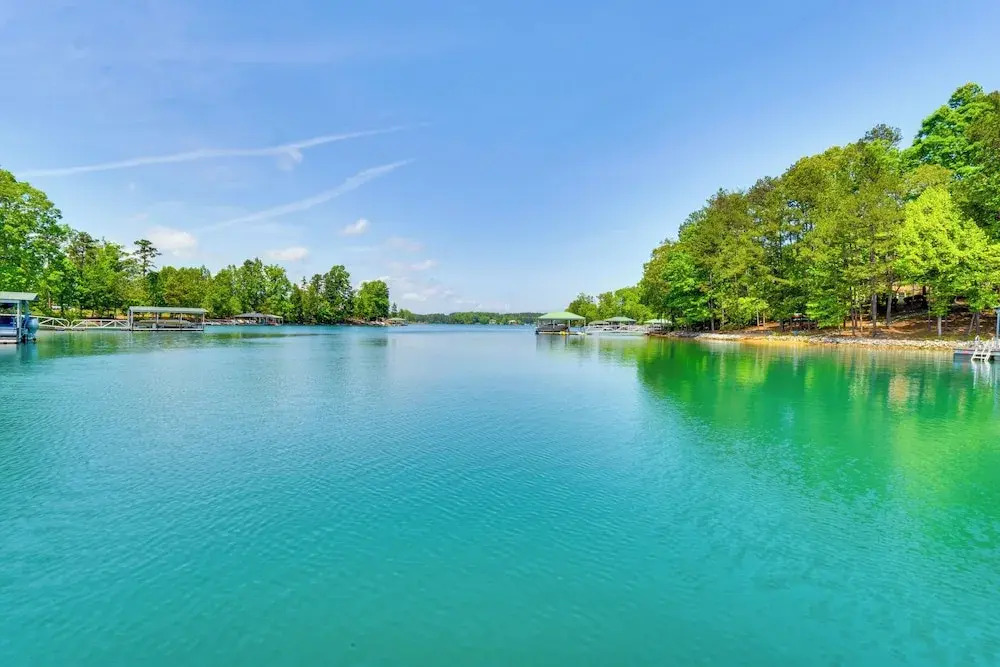 Beautiful Lake Keowee Home w/ Boat Dock & Fire Pit