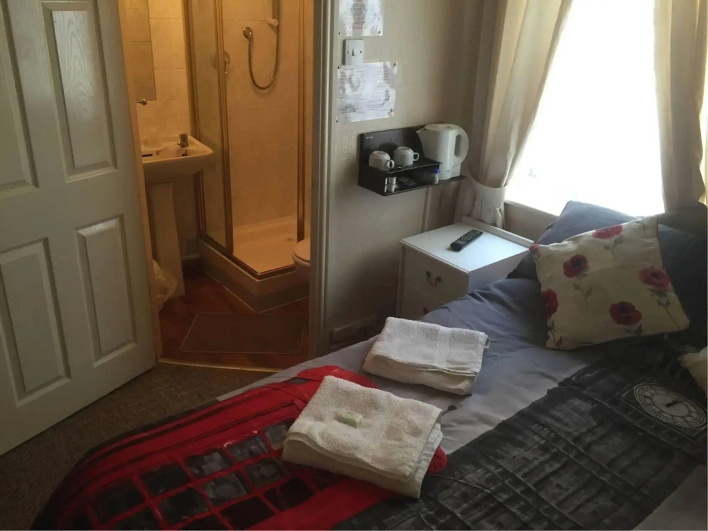 Willow Grove Hotel