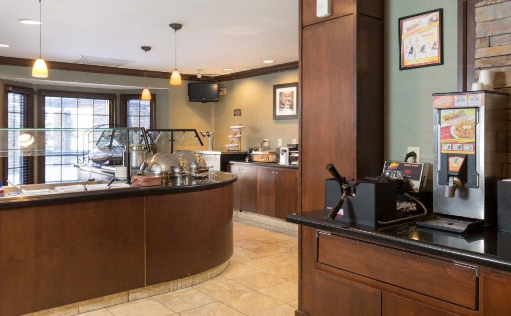 Staybridge Suites Toledo/Maumee by IHG
