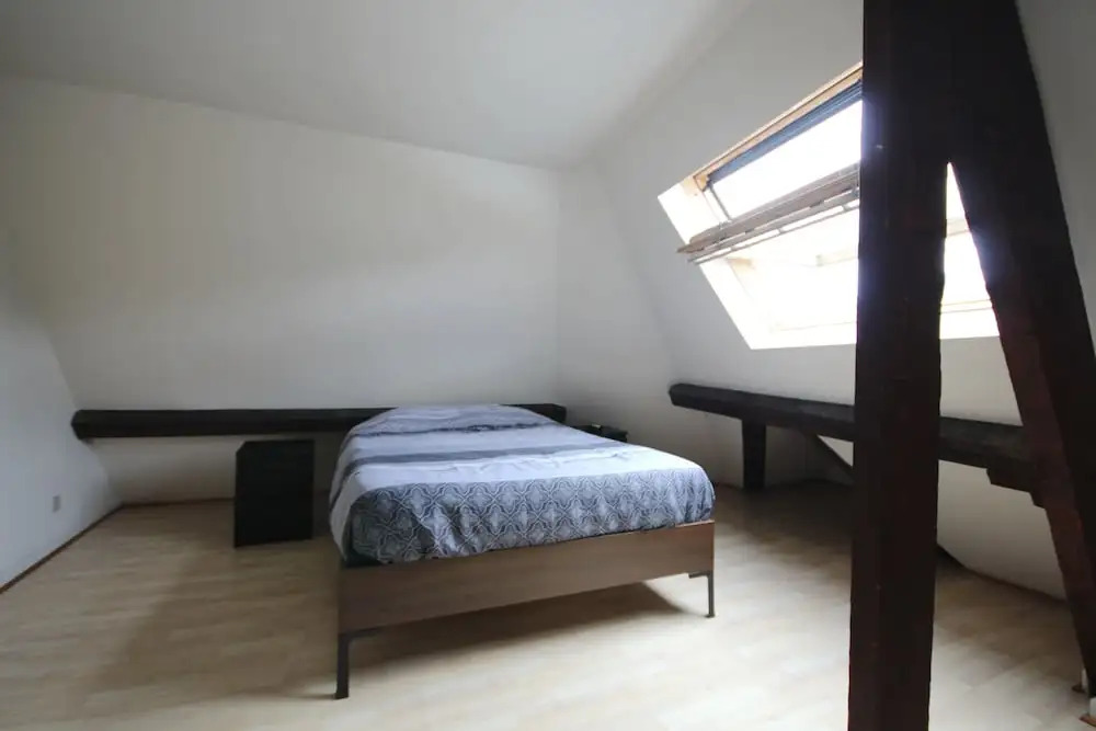 Large Duplex Châtelain