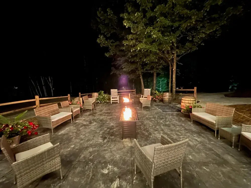The Birch Ridge: Colonial Maple Room #1 - Queen Suite In Renovated Killington Lodge 1 Bedroom Home