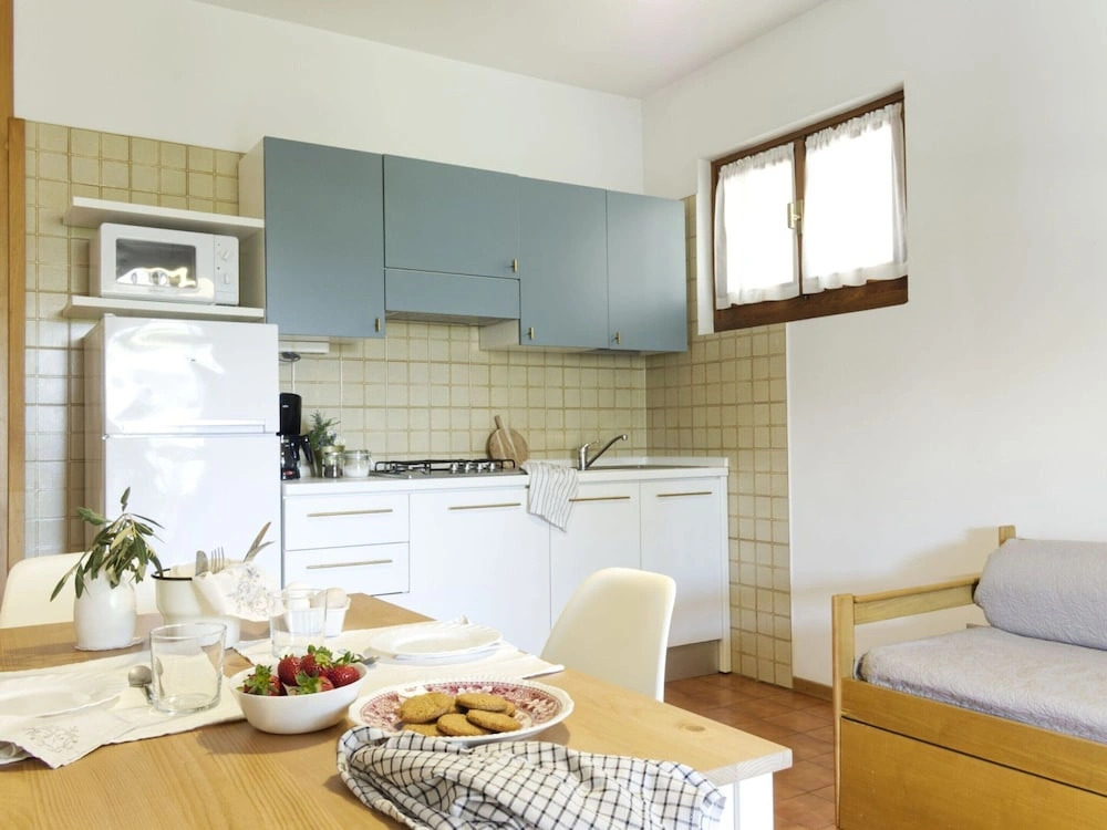 Belvilla by OYO Comfortable Apartment With Pool