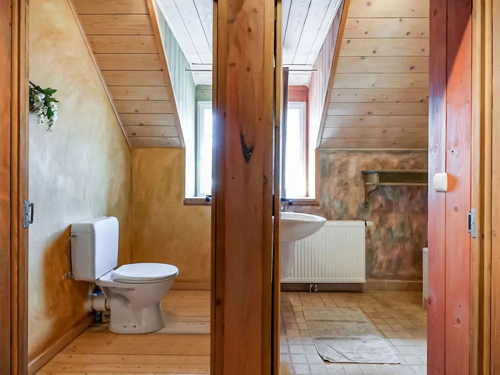 Pleasant Holiday Home in Weywertz Near the Lake