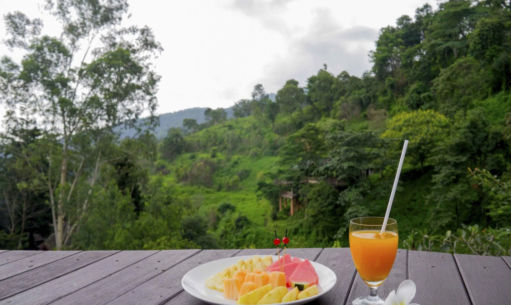 J Valley Resort