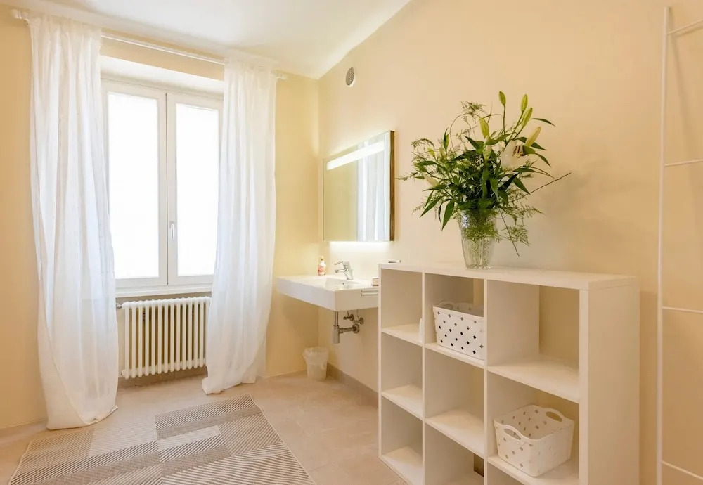 Les Suites Di Sara