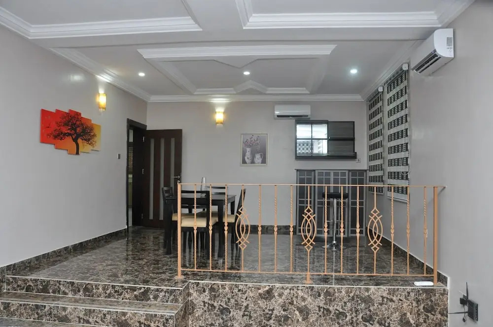 Alcredo Inn