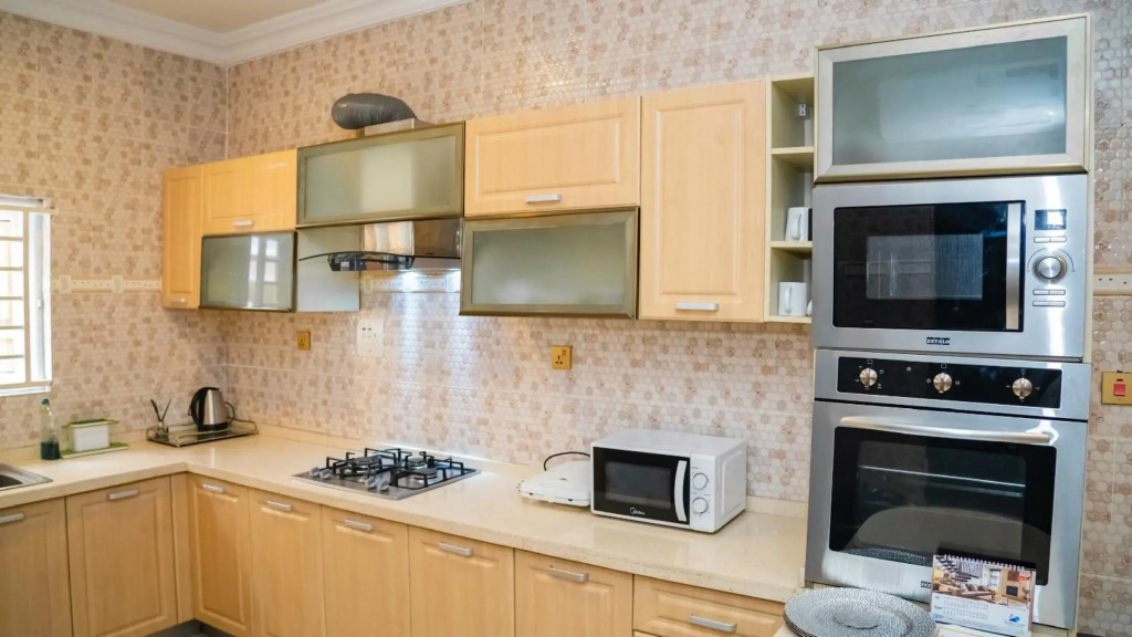 Nansource Luxury 3 bedroom Apartment