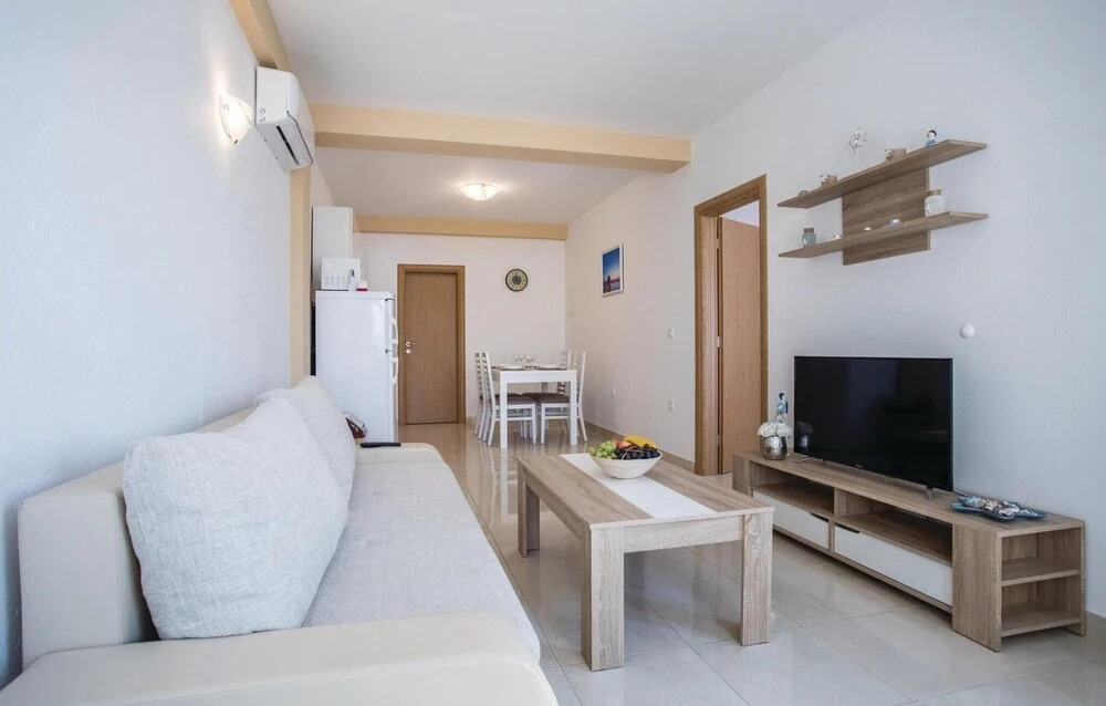 Nice Home in Komarna With Wifi and 1 Bedrooms
