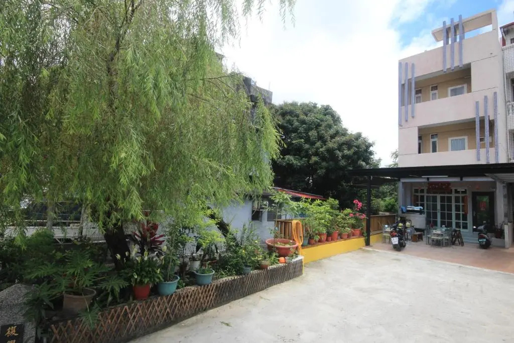 萩閣民宿Saras House走路可到夜市近市區好停車