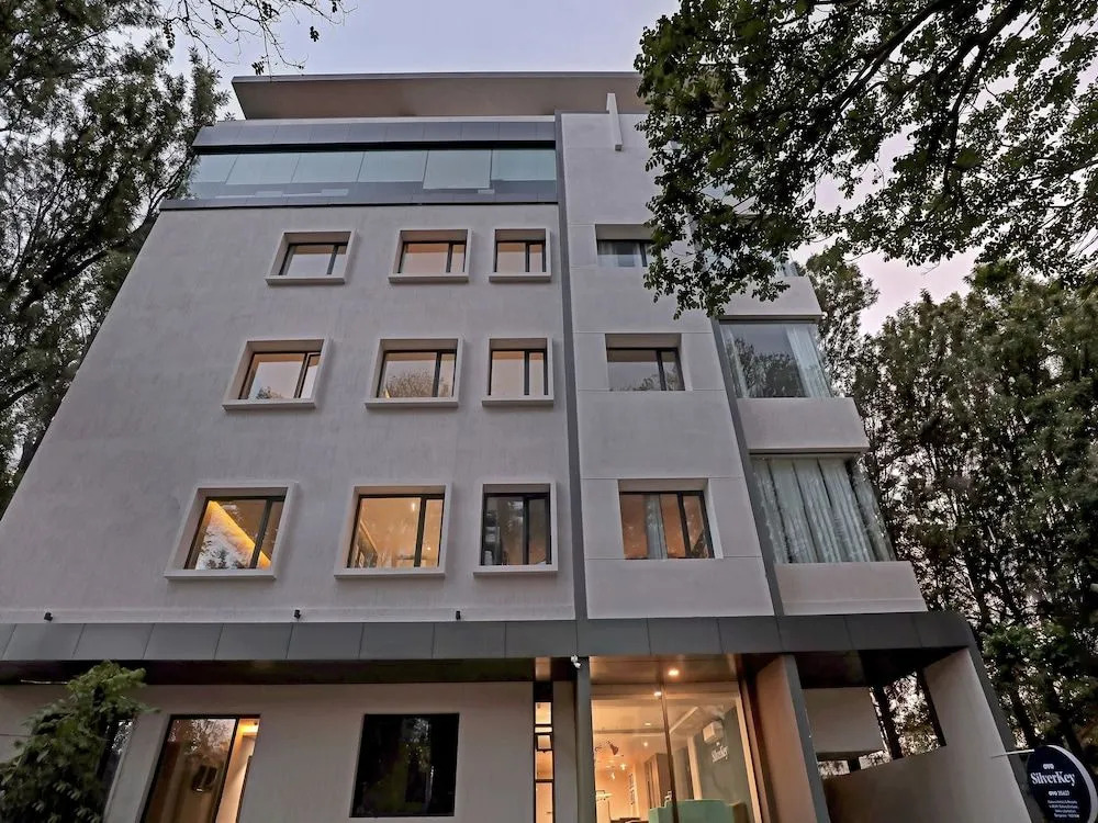 SilverKey Executive Stays 35627 Galexia Hotel And Resorts