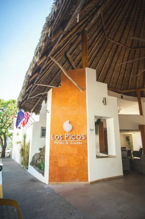 Los Picos Hotel & Suites Bucerias