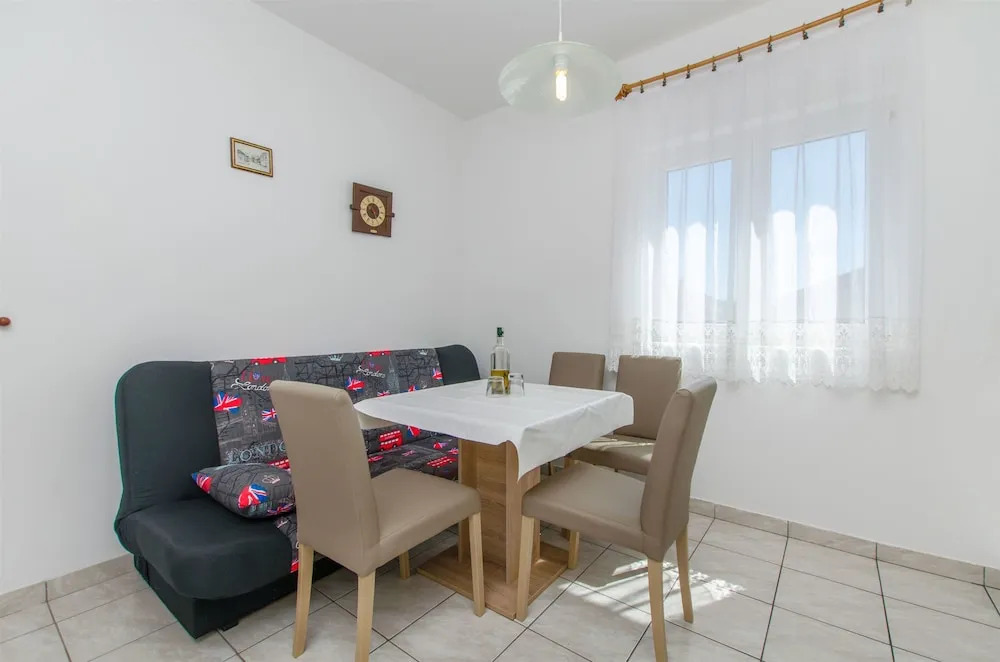 Apartments Ljiljana