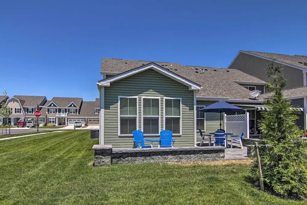 5 Mi to Bethany Beach Boardwalk: Home w/ Patio!