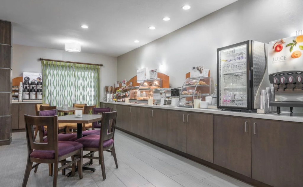 Holiday Inn Express Hotel & Suites Ames by IHG