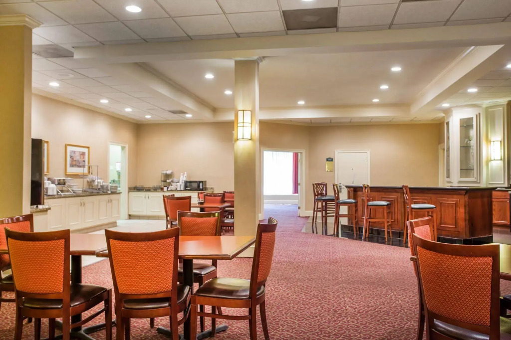 Budgetel Inn & Suites Atlanta