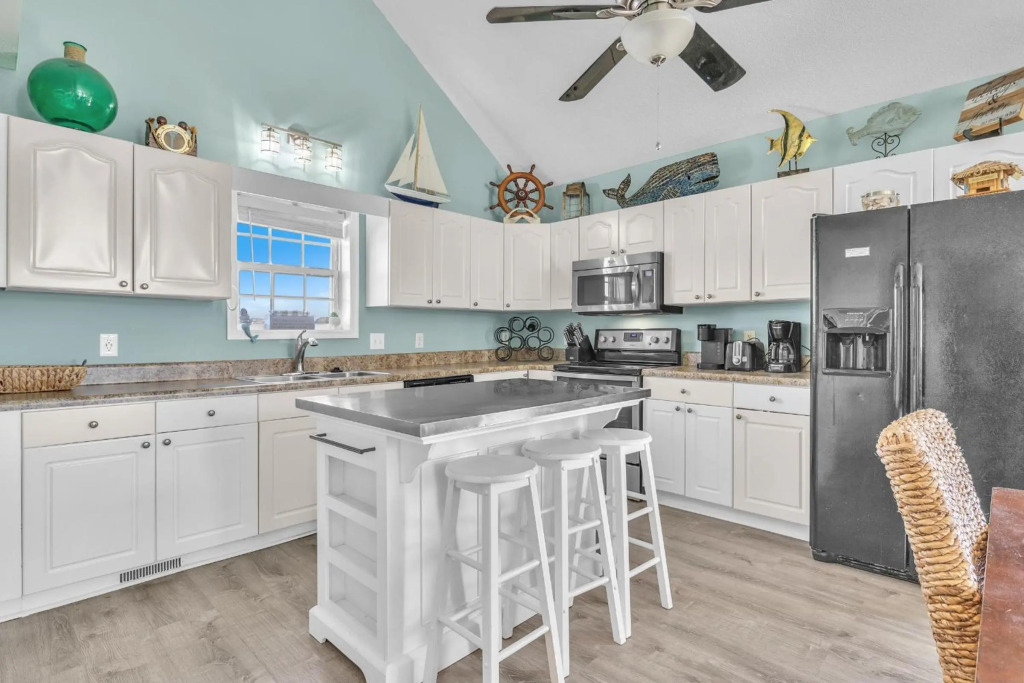 A Most Steller Place by Oak Island Accommodations