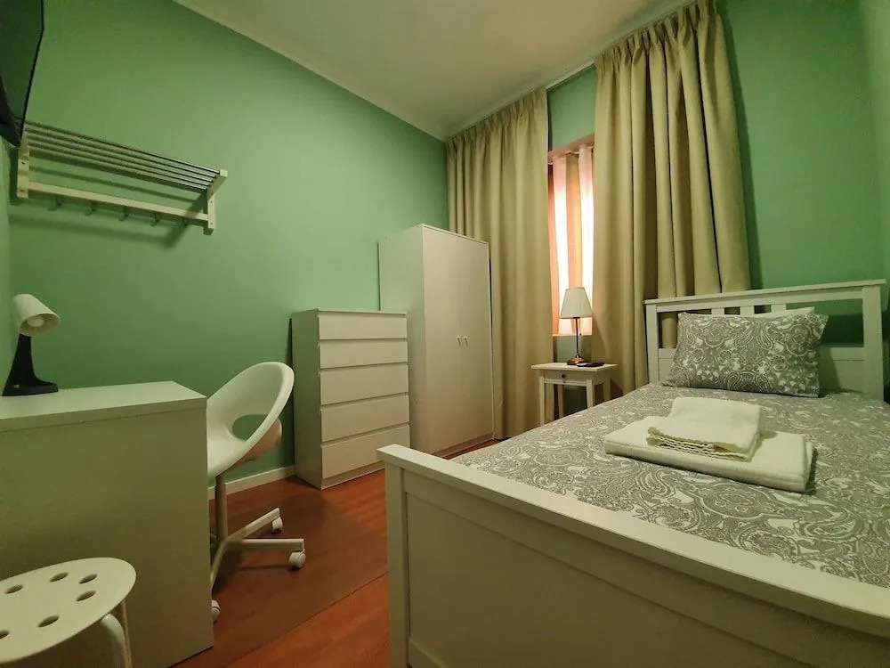 Inn Faro - Casa Amarela - Guest House