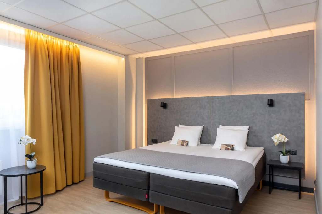 Metropol Hotel