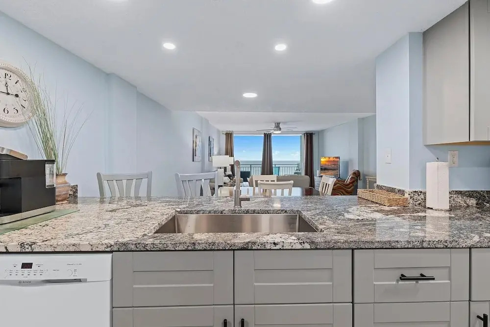 Coronado Towers 703