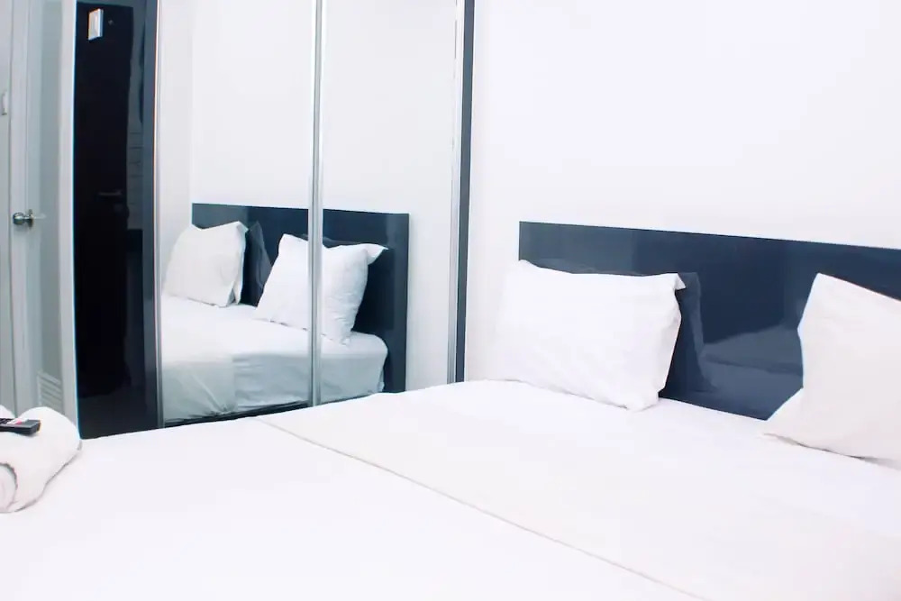 Nice and Fancy Studio Apartment at Sayana Bekasi By Travelio
