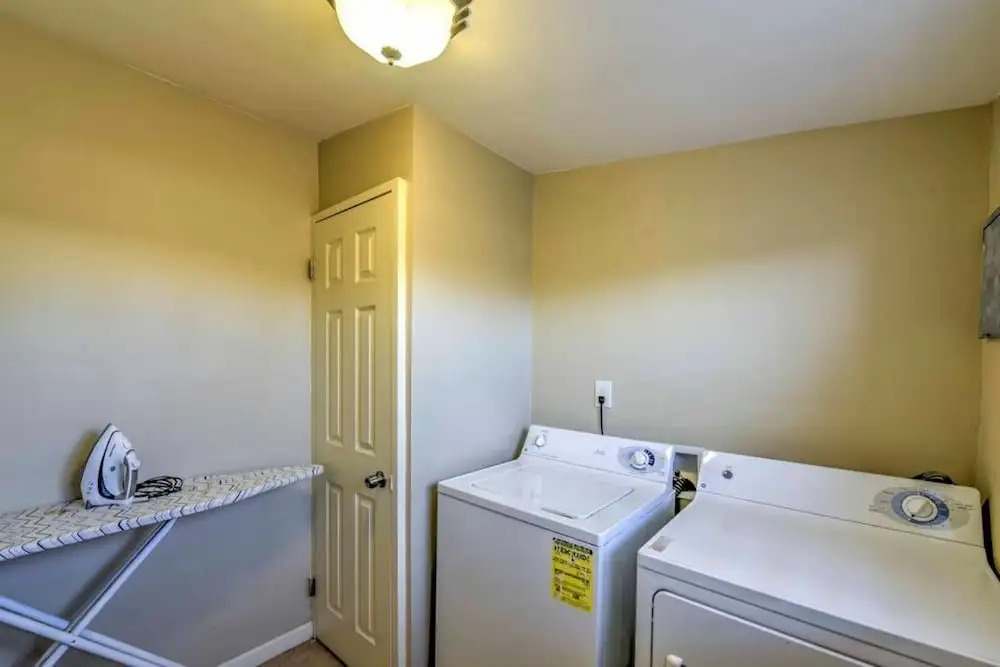 SLS Old Town Diamond Private Renovated Home - Free Heated Pool, Spa, F