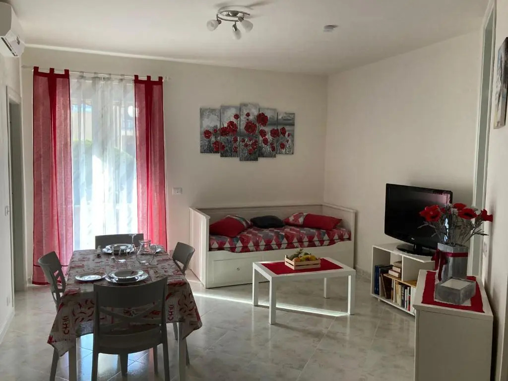 Appartamento a Peschiera del Garda con piscina ID I00538